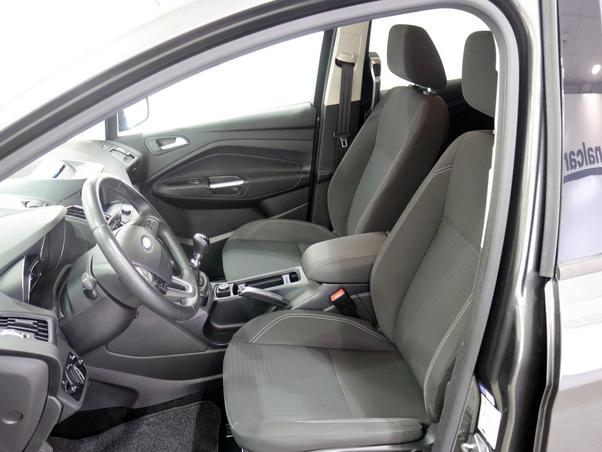 Foto Ford Grand C-MAX 12