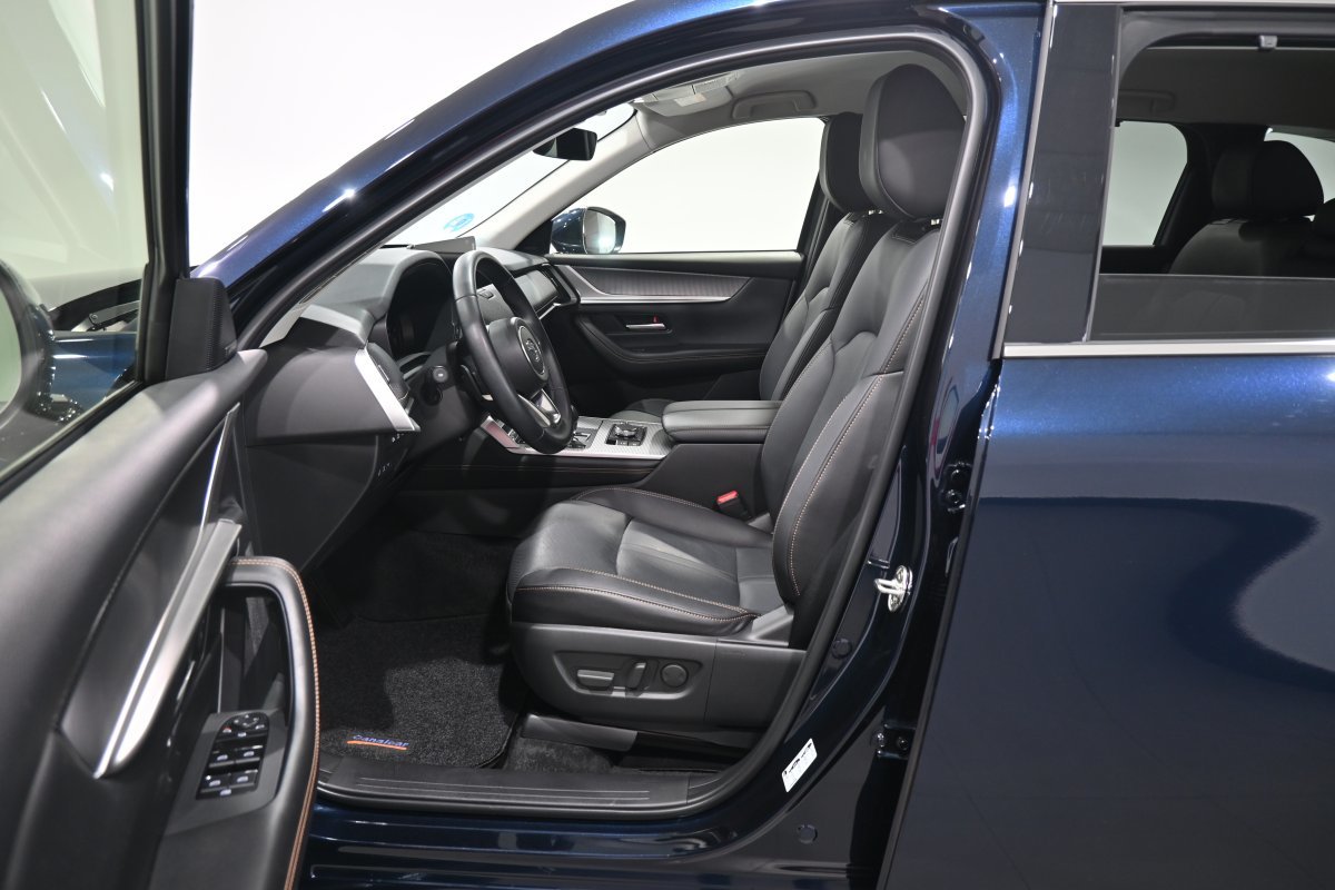 Foto Mazda CX-80 13
