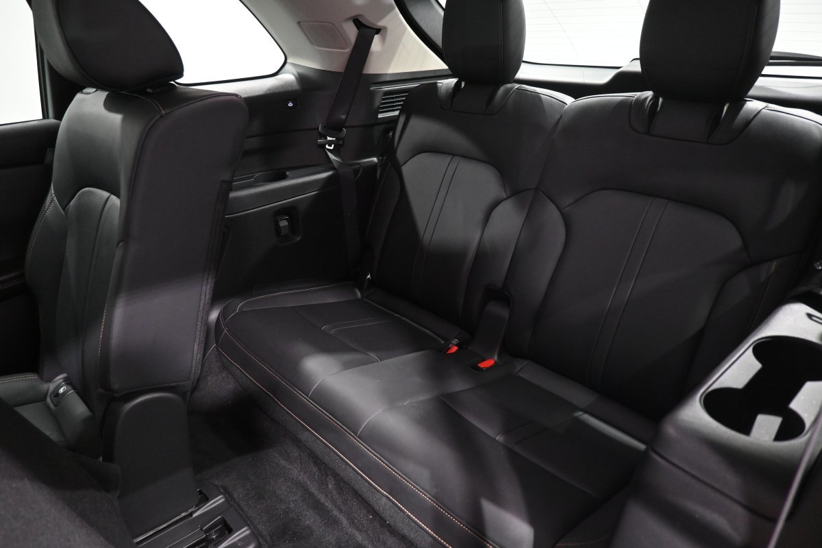 Foto Mazda CX-80 15