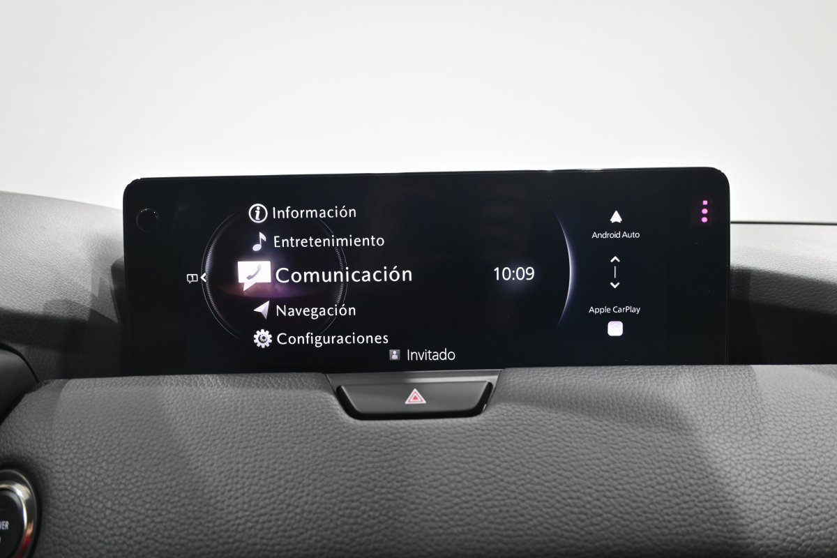 Foto Mazda CX-80 19