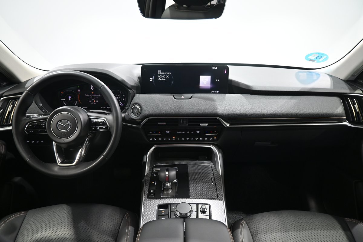 Foto Mazda CX-80 24