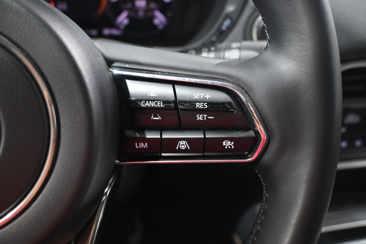 Foto Mazda CX-80 30