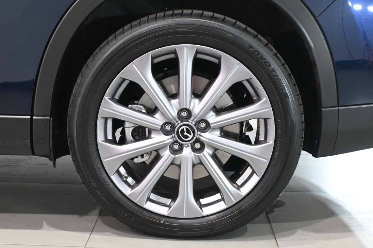 Foto Mazda CX-80 38