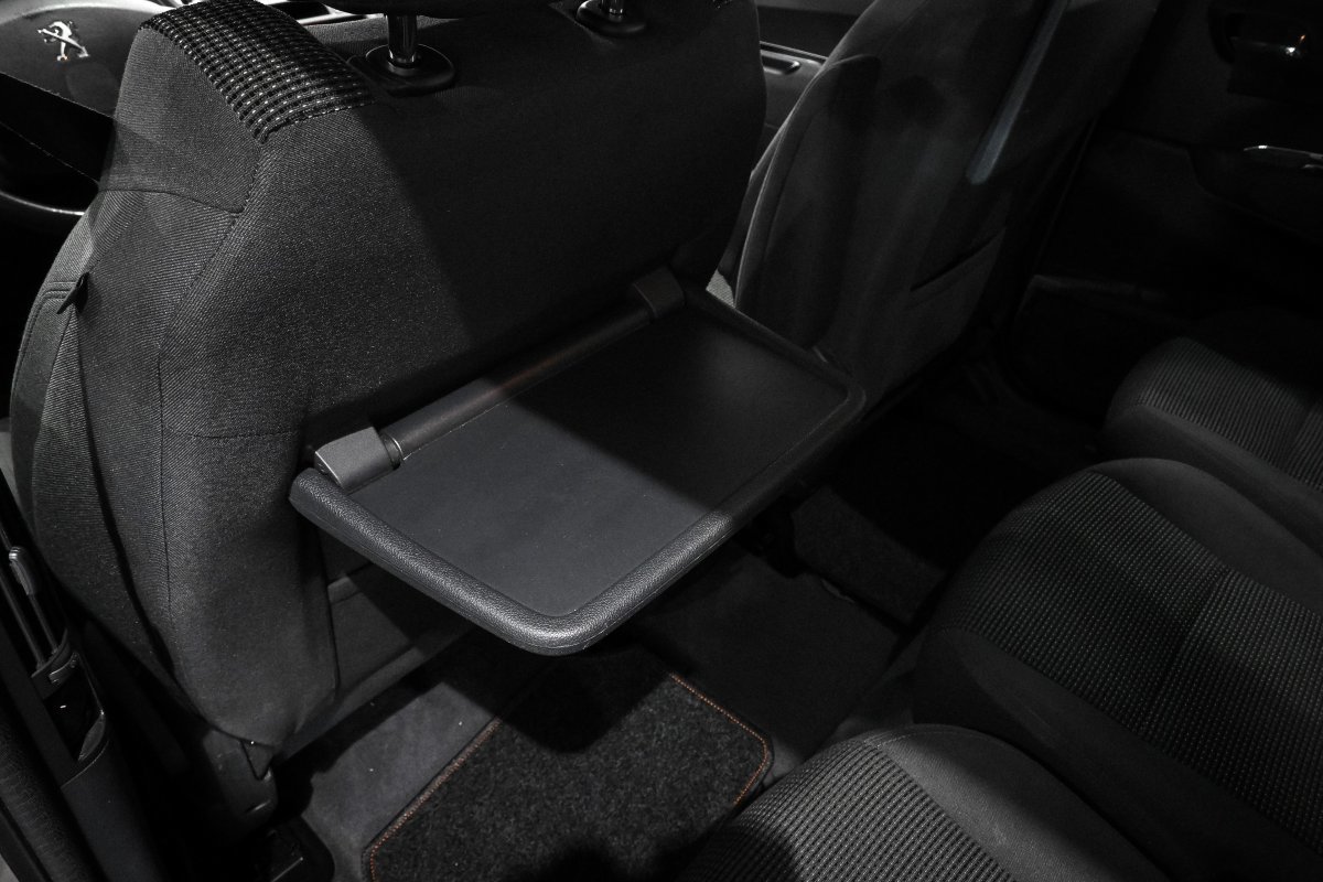 Foto Peugeot 5008 12