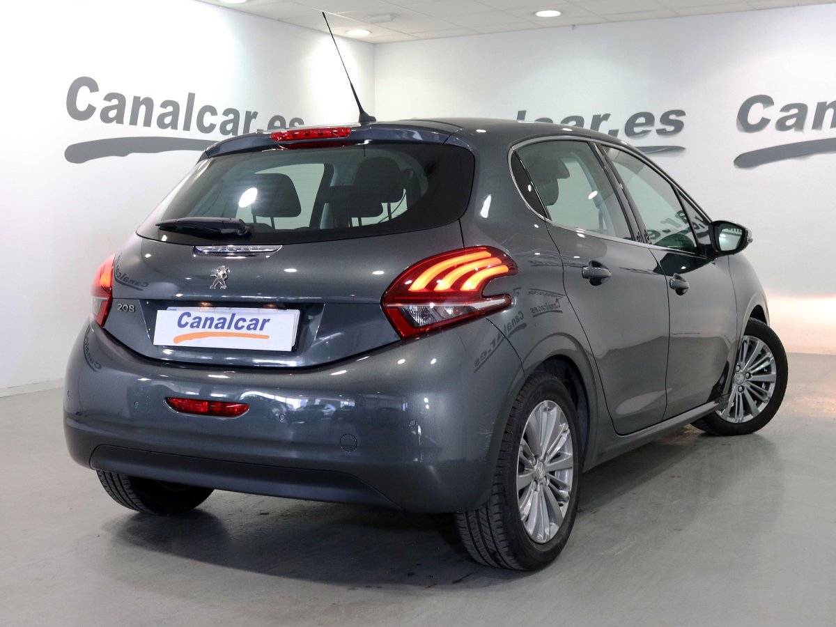 Foto Peugeot 208 4
