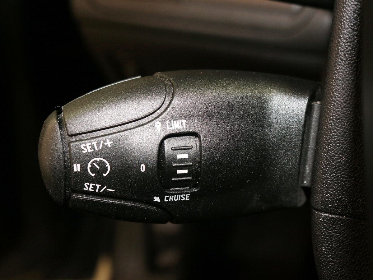 Foto Peugeot 208 15