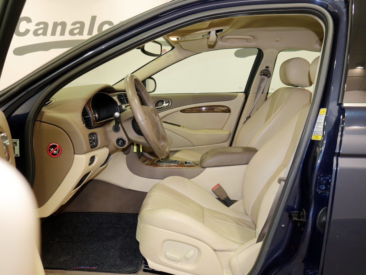 Foto Jaguar S-Type 14