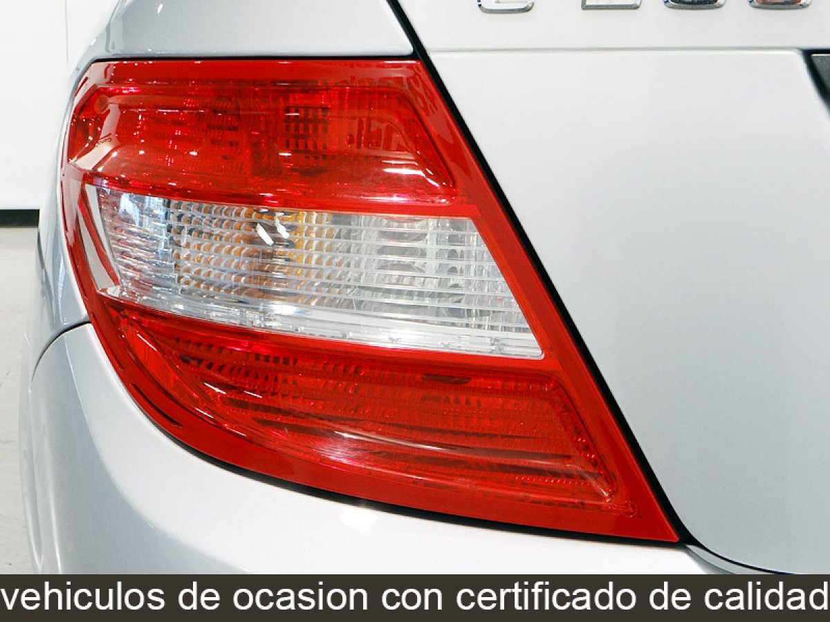 Foto Mercedes-Benz Clase C 14