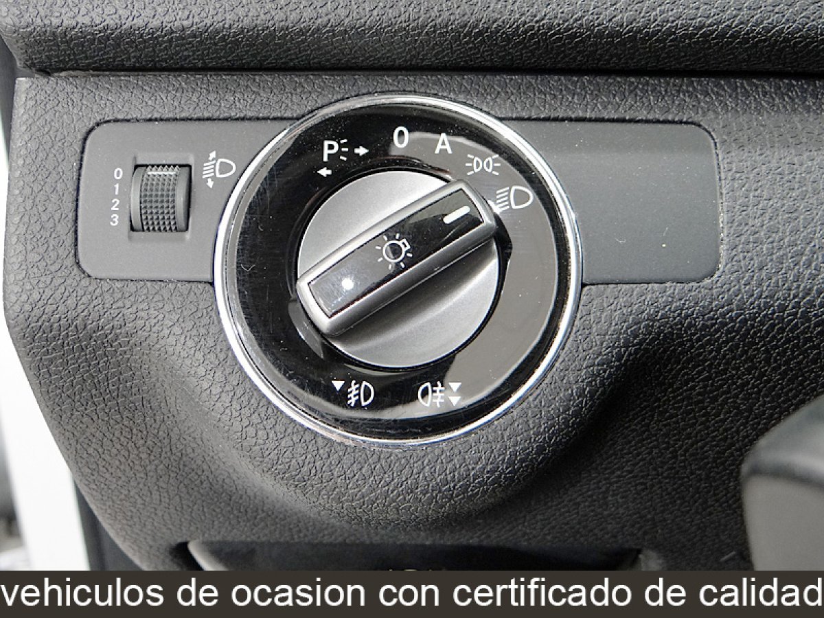 Foto Mercedes-Benz Clase C 25
