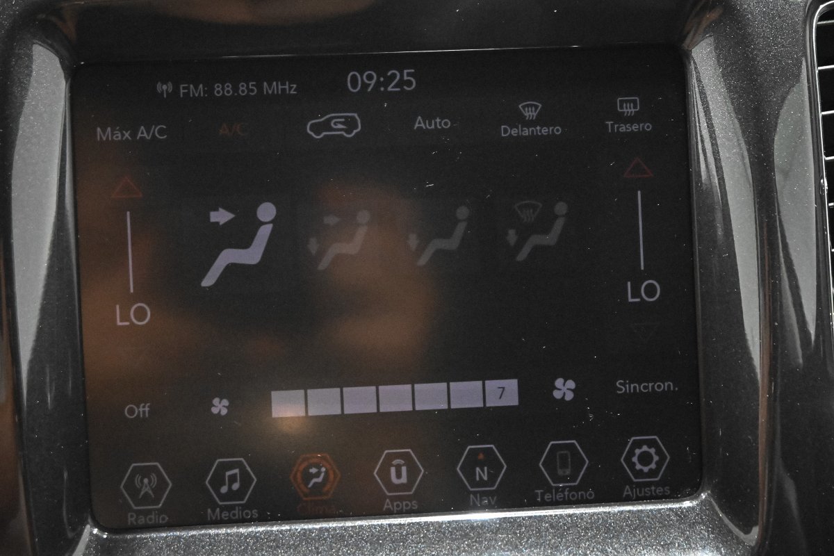 Foto Jeep Compass 15