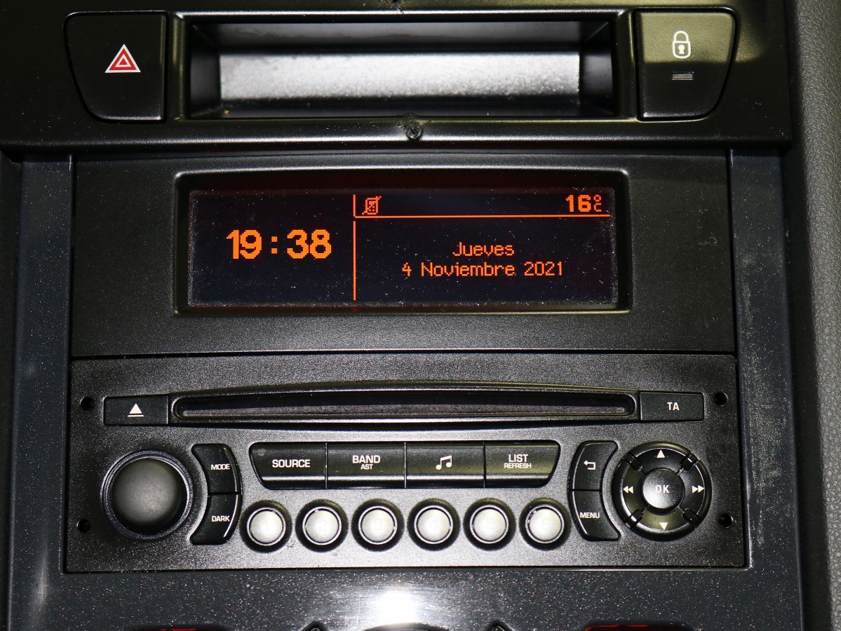 Foto Peugeot 5008 11